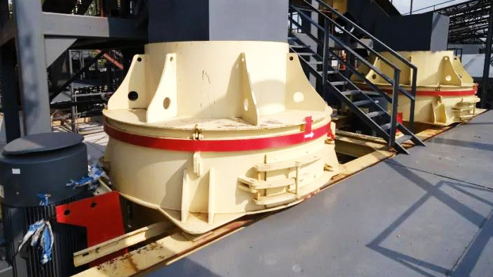 LM7500 Vertical impact crusher