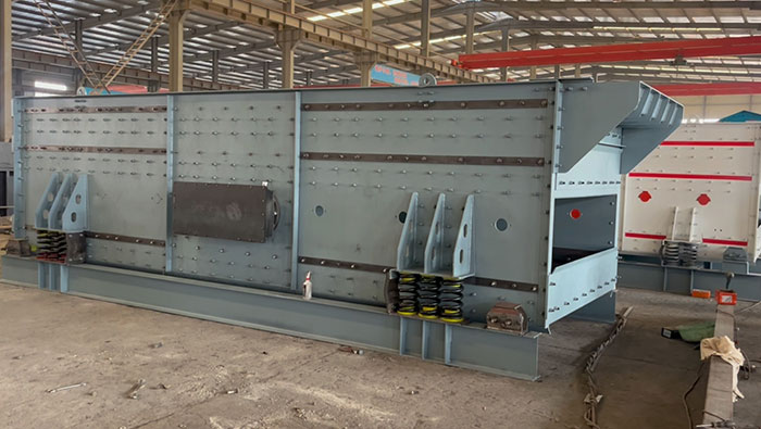 4TES1860 Vibrating Screen