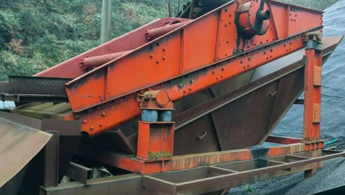 DZSF525 Linear Vibrating Screen