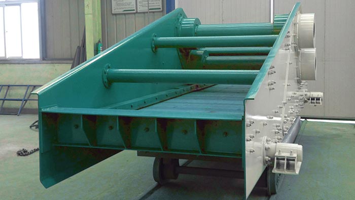YA1536 Self Centering Vibrating Screen