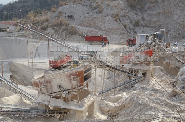 300TPH Stone Crusher Plant in Yichang Hubei