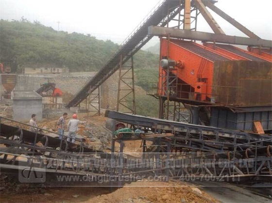 vibrating screen in stone production line